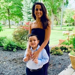 Meet your Posher, Angela